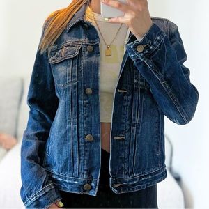 gap jean jacket